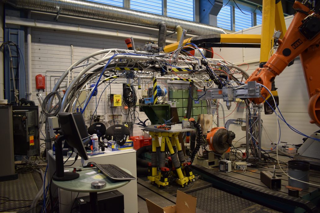 One of the many laboratories in TUT – Tampere University of Technology.