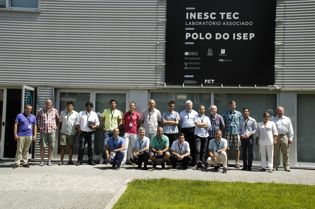 UNEXMIN team at Porto Follow-up meeting. Photo in front of INESCTEC lab building.